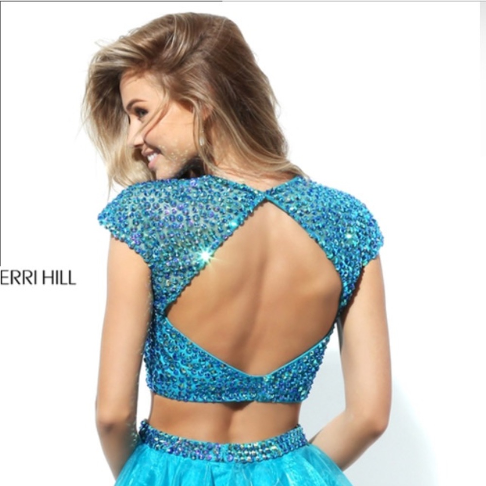 Sherri Hill 2pc Sz 4